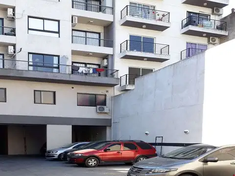 Av Independencia 4000, Piso PB