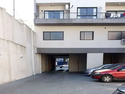 Cochera en Venta de 5  mts largo x 2  mts ancho