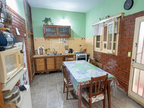 Depto Tipo Casa en Venta en Villa Ballester, USD 70.000