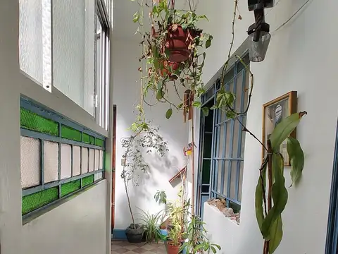 Depto Tipo Casa 3 ambientes con 1 baño