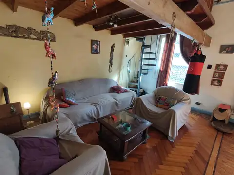 Depto Tipo Casa en Venta de 3 ambientes