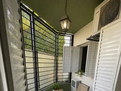 Hermoso Departamento dos ambientes en lindo complejo. Dos patios!
