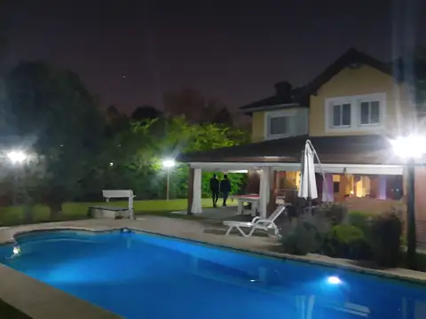 Casa en Venta de 4 dormitorios