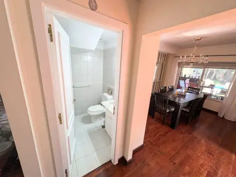 Casa 7 ambientes VENTA Alberti, Barrio La Legua