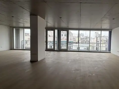 Oficina en Alquiler al Este