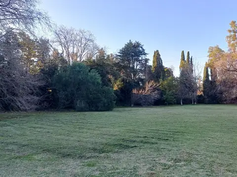 Terreno en Venta en Barrio Parque Leloir, USD 265.000