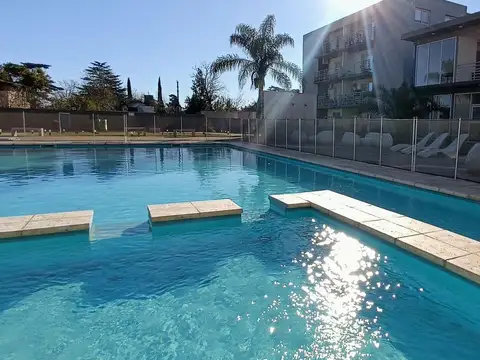 Venta Departamento a Estrenar con Piscina Moreno