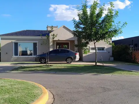 Casa en alquiler Santa Lucia, Pilar del Este, Pilar, G.B.A. Zona Norte