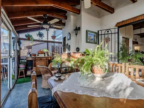 Depto Tipo Casa en Venta de 2 dormitorios