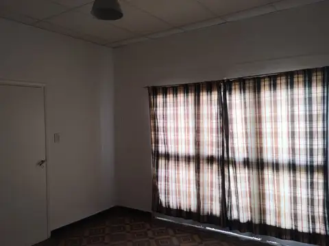 Casa en Alquiler al Este