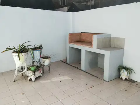 Alvarado 1400, Piso 00