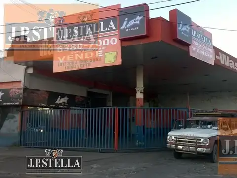 Equina Comercial 388 m² - Local - Playa - Dpto PA 3 amb - San Justo