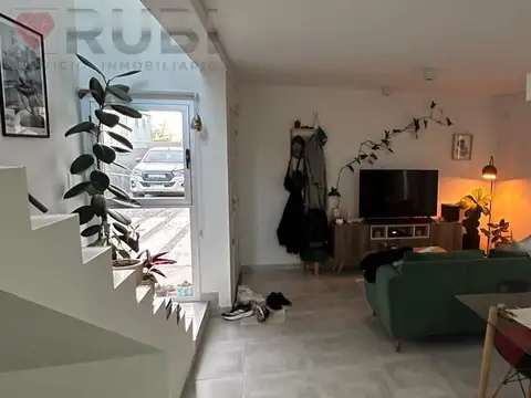 Depto Tipo Casa 3 ambientes con 1 baño