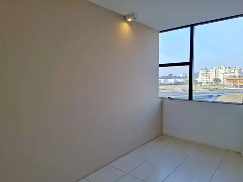 Avenida Del Puerto 200