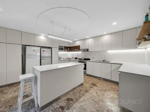 Depto Tipo Casa en Venta de 6 ambientes
