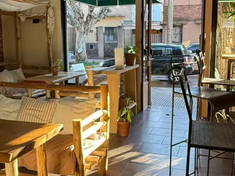 SE ALQUILA FONDO DE COMERCIO CON TODO LISTA PARA ABRIR