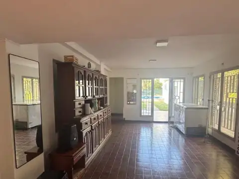 Casa en Alquiler Temporal en Funes, $ 360.000