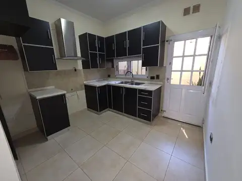 VENTA DUPLEX IMPECABL EN COMPLEJO SAN MIGUEL OESTE