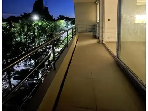 Bahia Blanca 100 , Piso 1°A