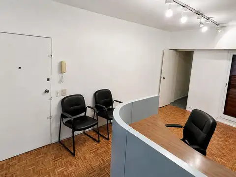 Oficina 4 ambientes con 1 baño