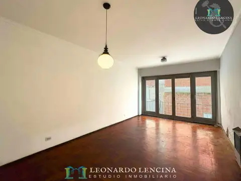 VENTA DEPARTAMENTO 3 AMB. CON DEPENDENCIA