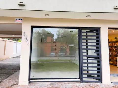 Local en Alquiler en Yerba Buena, $ 700.000