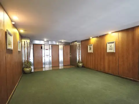 Laprida 800, Piso 17