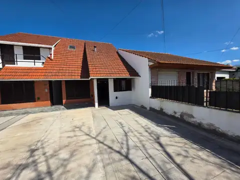 PH 3 ambientes con dependencia de servicio en venta