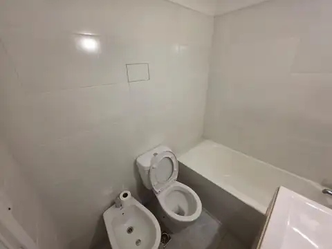 Depto Tipo Casa 3 ambientes con 2 baños