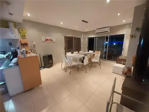 Casa en Venta en San Vicente, USD 280.000