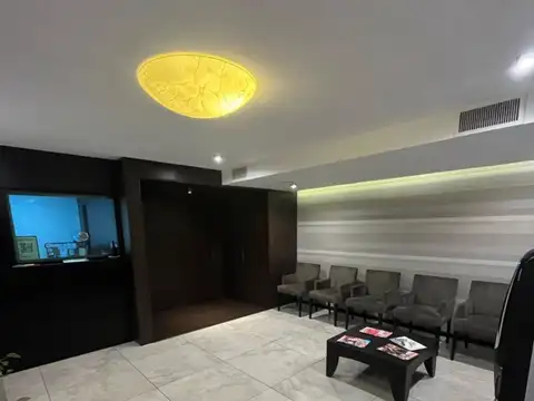 OFICINA 438 M2.IMPECABLE EN EDIFICIO C/ ESTETICA CORPORATIVA