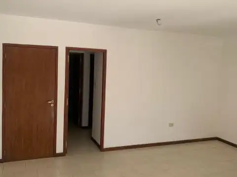 Departamento en Alquiler en Roldan, $ 680.000