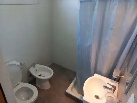 Venta De Departamento Monoambiente En Villa Luzuriaga De Cat