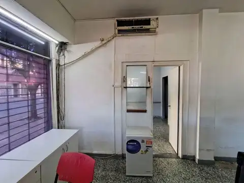VENTA  LOCAL COMERCIAL 34 METROS VILLA SARMIENTO
