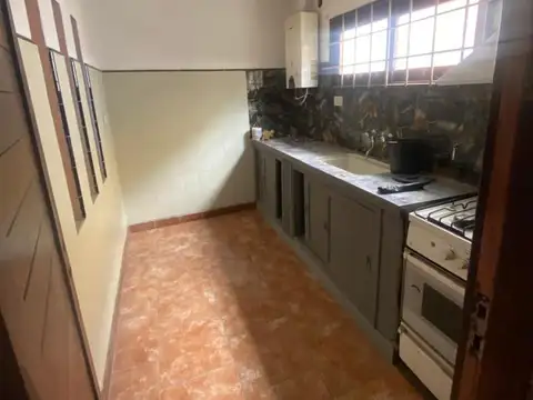 Arzobispo Castellanos 200