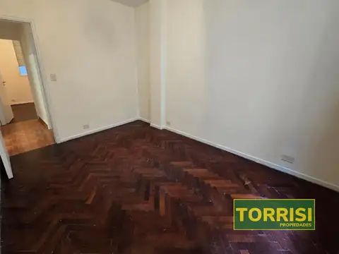 VENTA 4 AMB C/PATIO 66 m2 - PERON 1400 - SAN NICOLAS