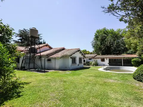 Casa 7 ambientes con 7 baños