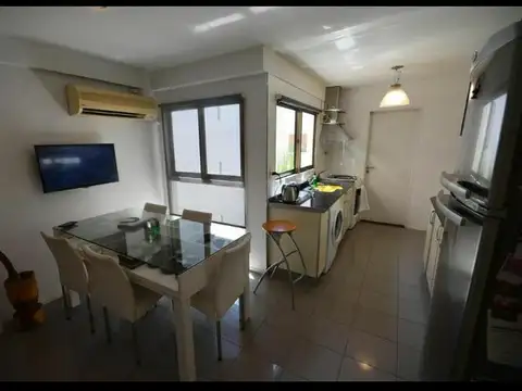 DPTO - 4 AMB / LUMINOSO Y AMPLIO- COCHERA  AMPLIA FIJA - MUY BUENA UBICACIÒN LAS CAÑITAS