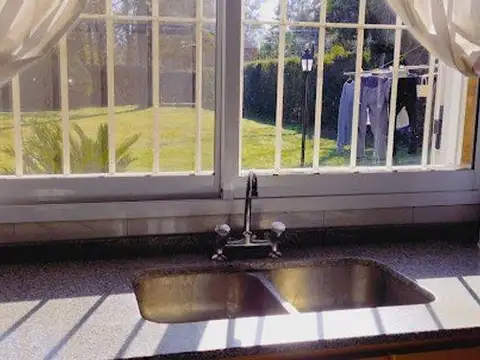 Casa en Venta 6 Ambientes en Moreno