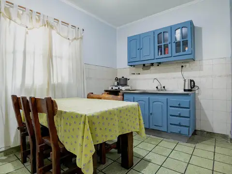 Casa 3 ambientes con 1 baño