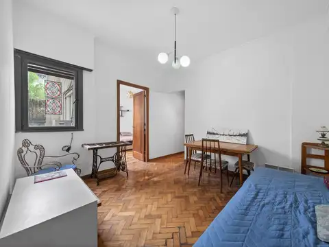 Departamento en  Venta 2 ambientes. Av Independencia. Muy lindo