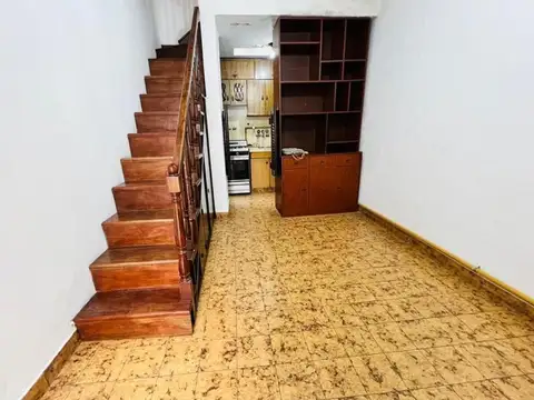 Dúplex 2 c/lavadero (Sargento Cabral 1200 - Ramos Mejía)