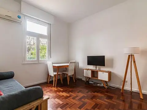Darregueyra 2300, Piso 2