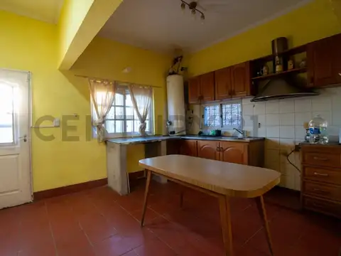 Calle 89 entre 12 y 13 800, Piso 0