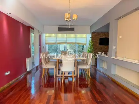 Casa 5 ambientes con 4 baños