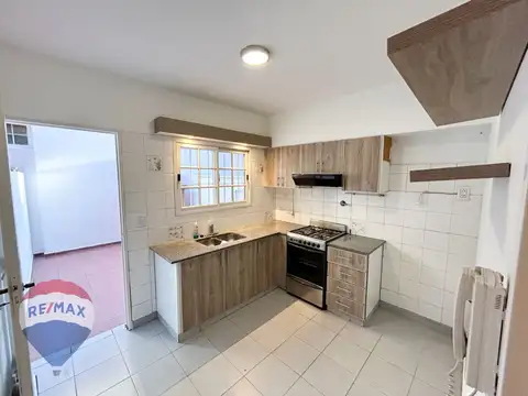 Departamento en Alquiler con 1 cocheras
