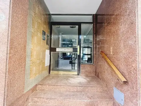 Av. Juan Bautista Alberdi 500