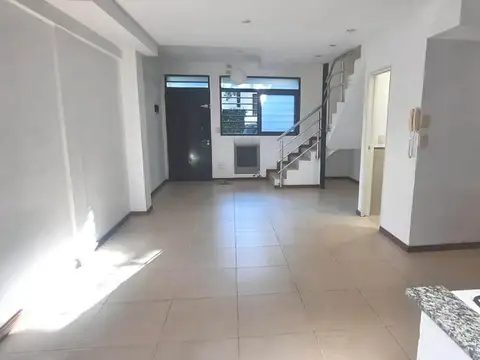 Depto Tipo Casa en Alquiler en Belgrano, $ 1.500.000