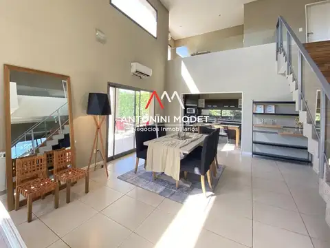Casa en Alquiler en La Lomada De Pilar, USD 2.800