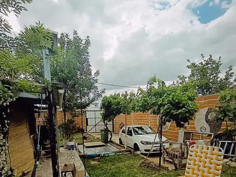 Casa 2 ambientes con 1 baño